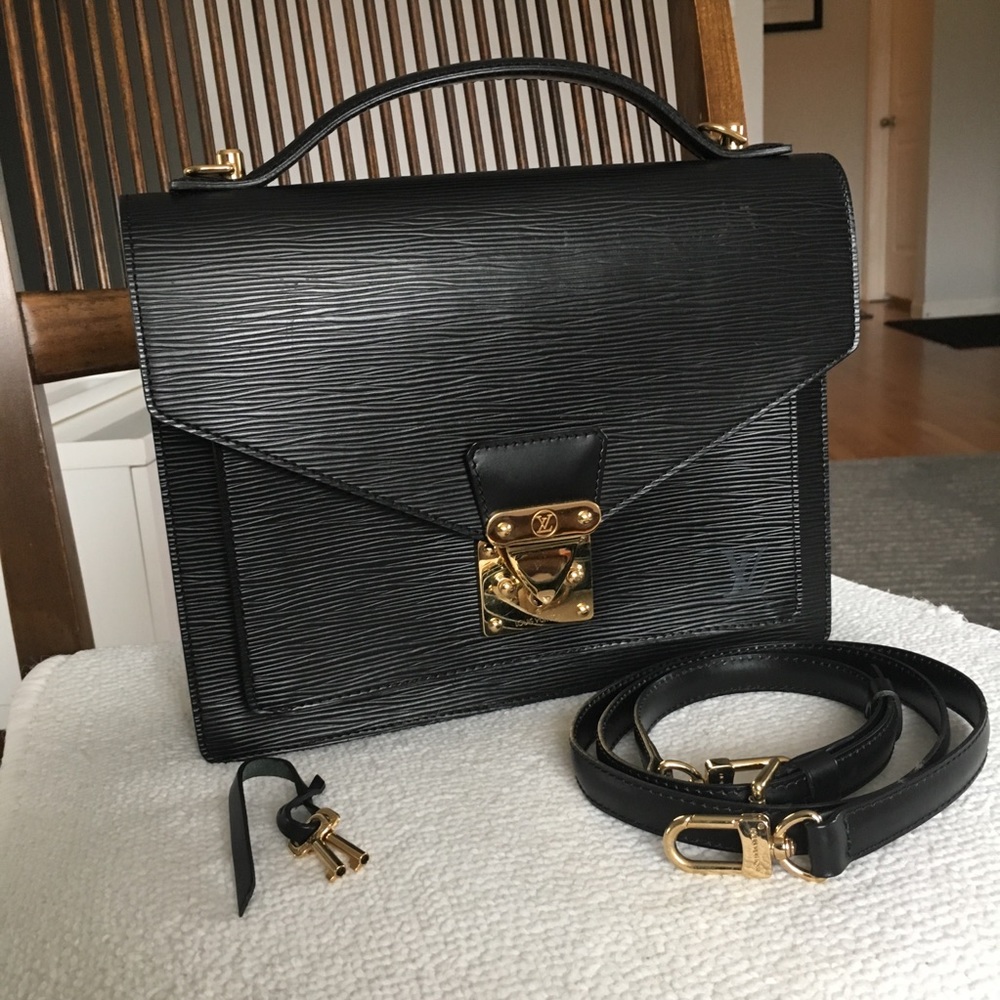Louis VUITTON Monceau 28 Black EPI